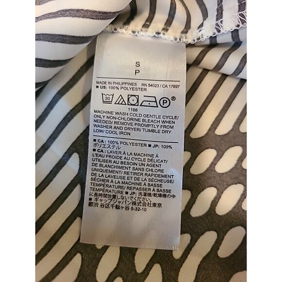 NWT Banana Republic Size Small Tie Halter Blouse Keyhole Black/White - Picture 6 of 6